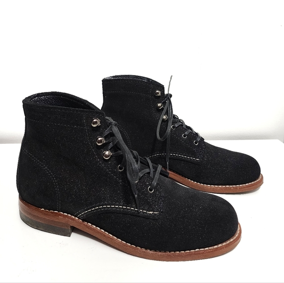 Wolverine Shoes - Wolverine 1000 Mile Black Suede Lace-Up Ankle Boots Size 7